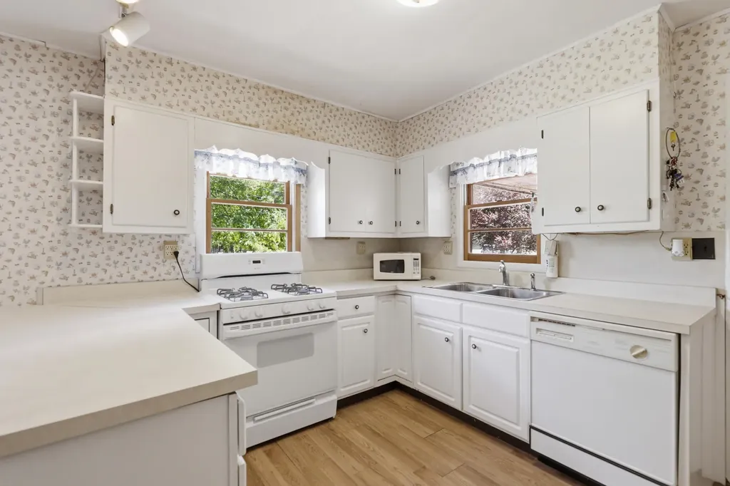 435 N Perry Street Unknown City MI 49305