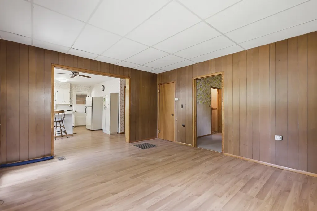 435 N Perry Street Unknown City MI 49305