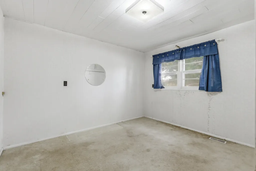 435 N Perry Street Unknown City MI 49305