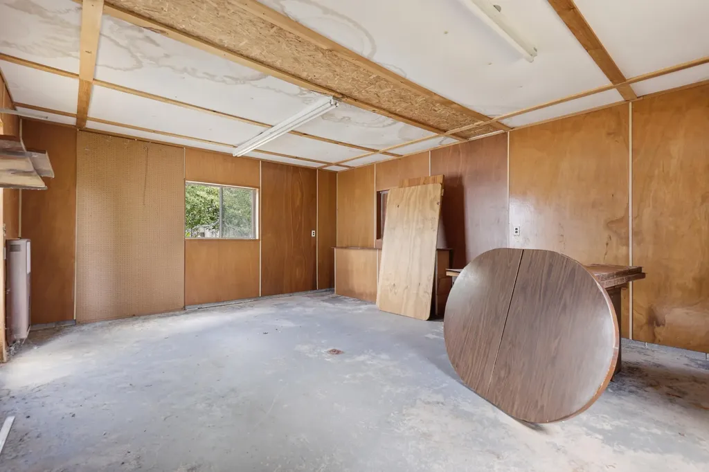 435 N Perry Street Unknown City MI 49305