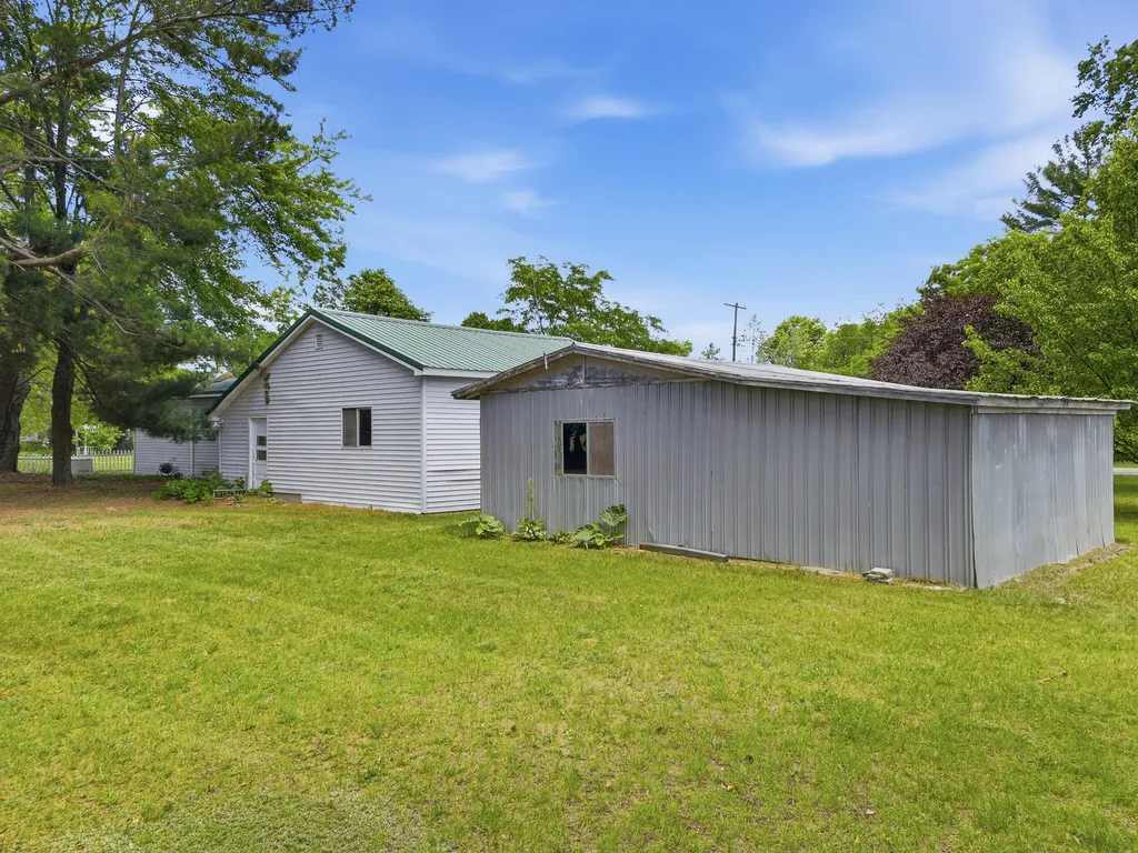 435 N Perry Street Unknown City MI 49305