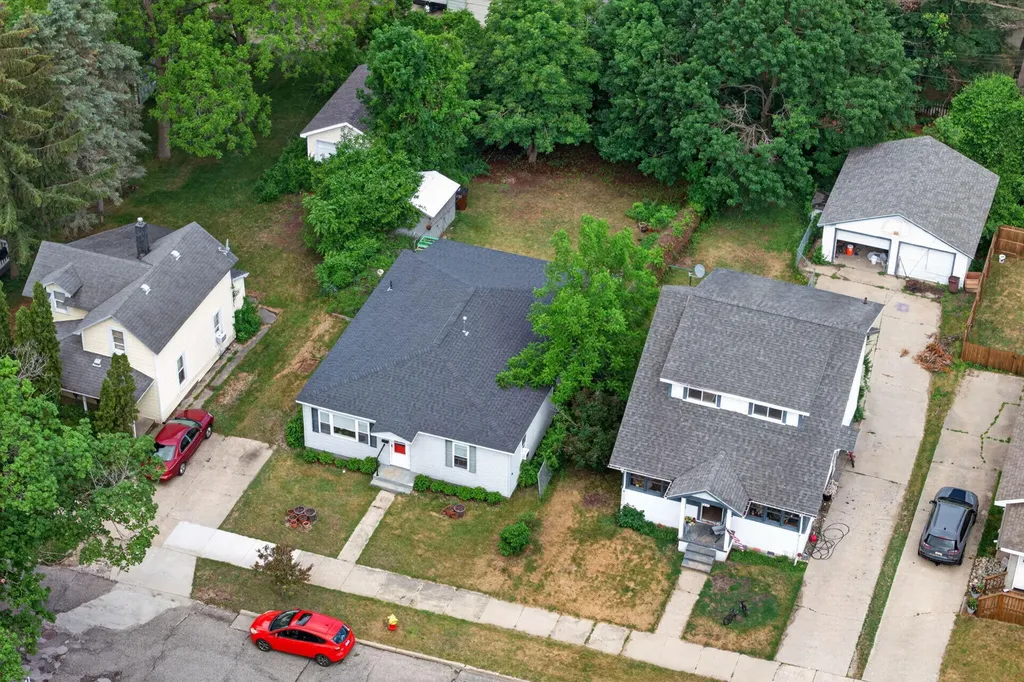 415 Crippen Street Cadillac City MI 49601