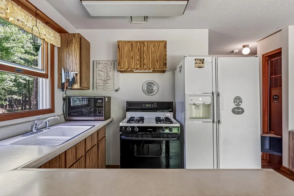 3821 W Baseline Road Lincoln Township MI 49349