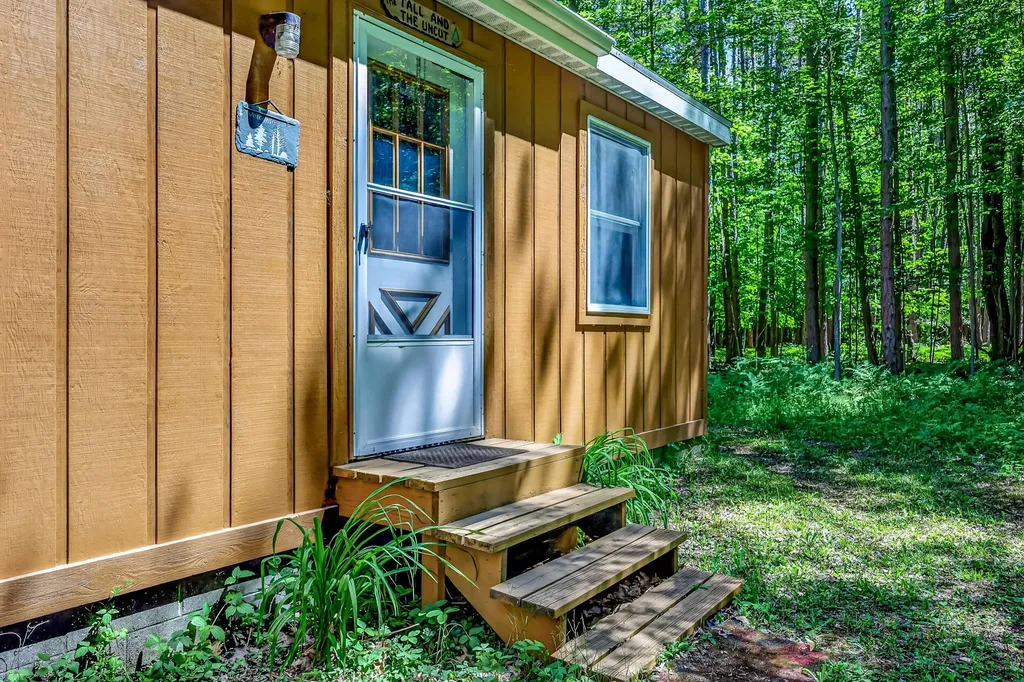3821 W Baseline Road Lincoln Township MI 49349