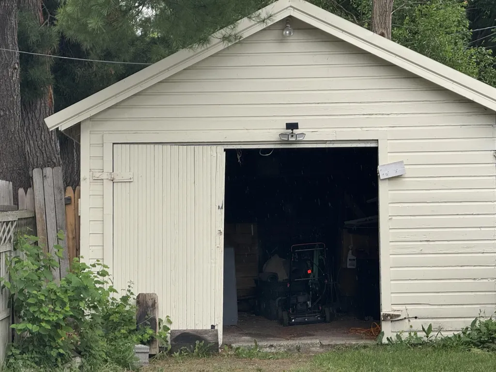 133 W Slosson Avenue Reed City City MI 49677