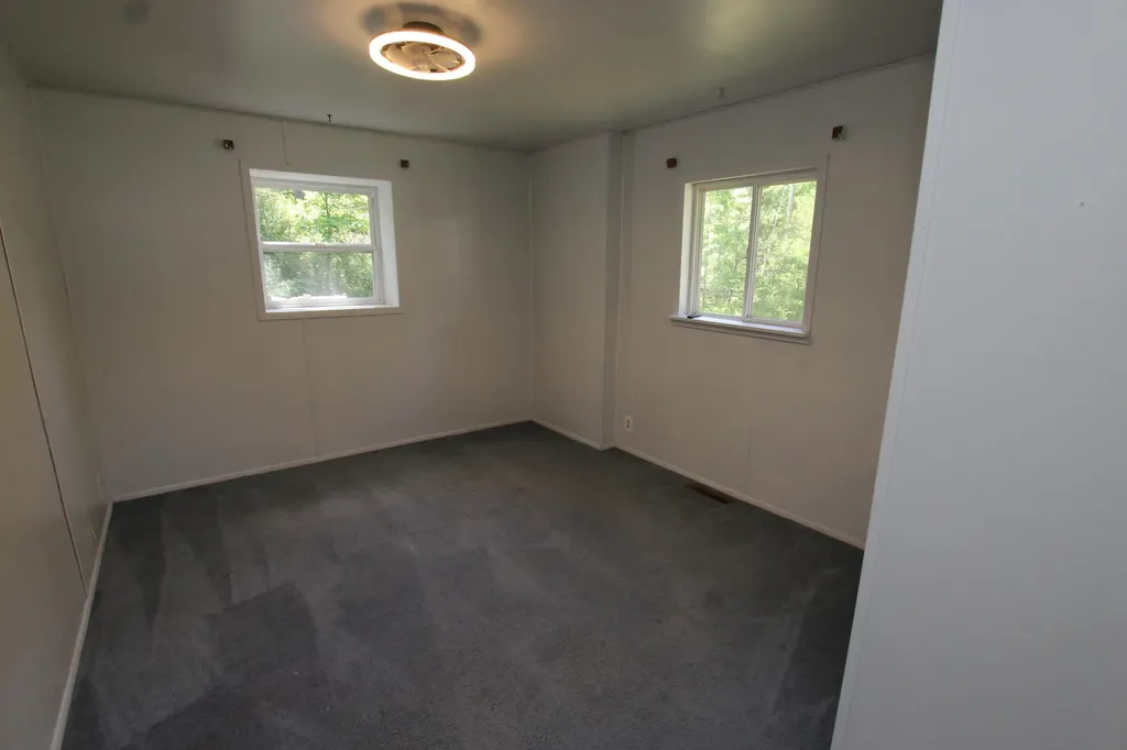 2259 E 40th Street Cherry Valley Township MI 49642