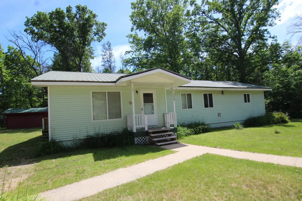 2259 E 40th Street Cherry Valley Township MI 49642
