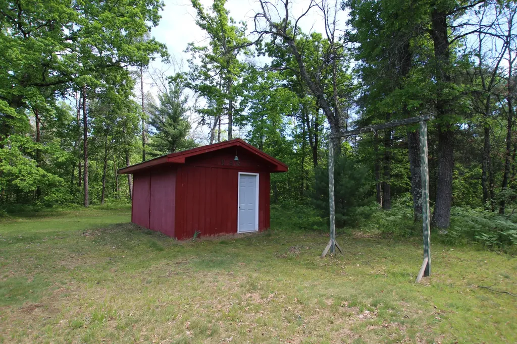 2259 E 40th Street Cherry Valley Township MI 49642
