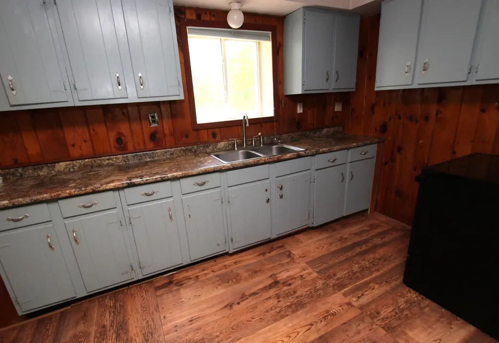 2259 E 40th Street Cherry Valley Township MI 49642
