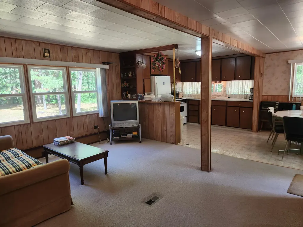 934 E 72nd Street Yates Township MI 49642