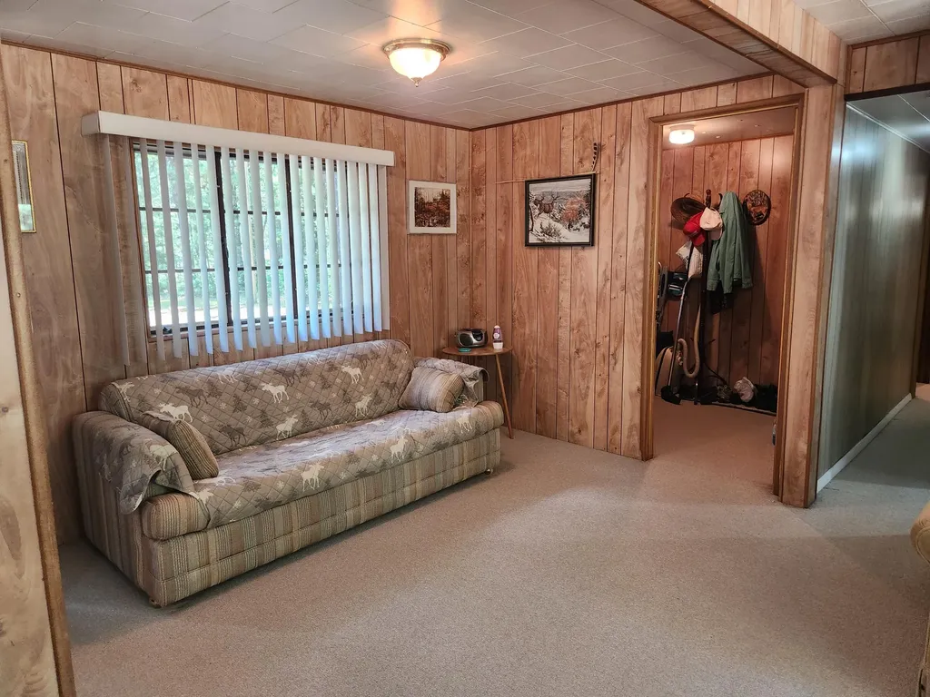 934 E 72nd Street Yates Township MI 49642
