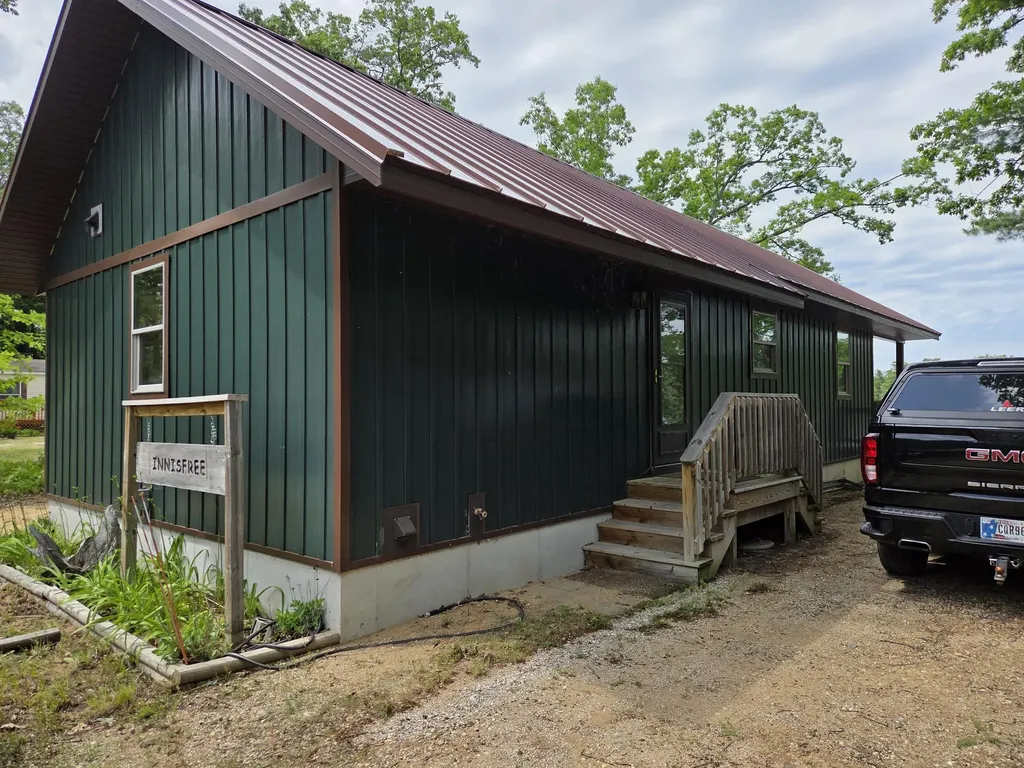 2485 W Lake Shore Drive Merrill Township MI 49309