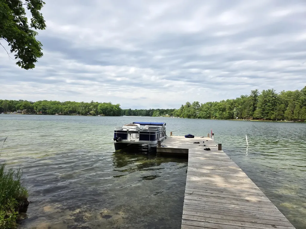 2485 W Lake Shore Drive Merrill Township MI 49309