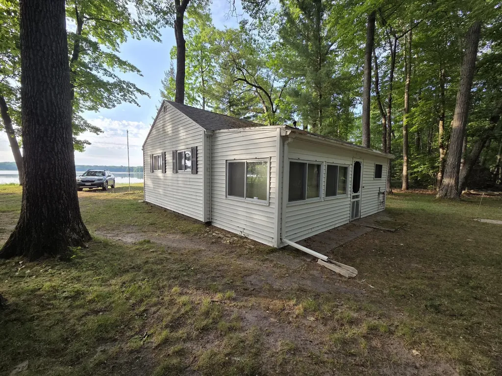 2093 N Tallman Lake Road Sheridan Township MI 49410
