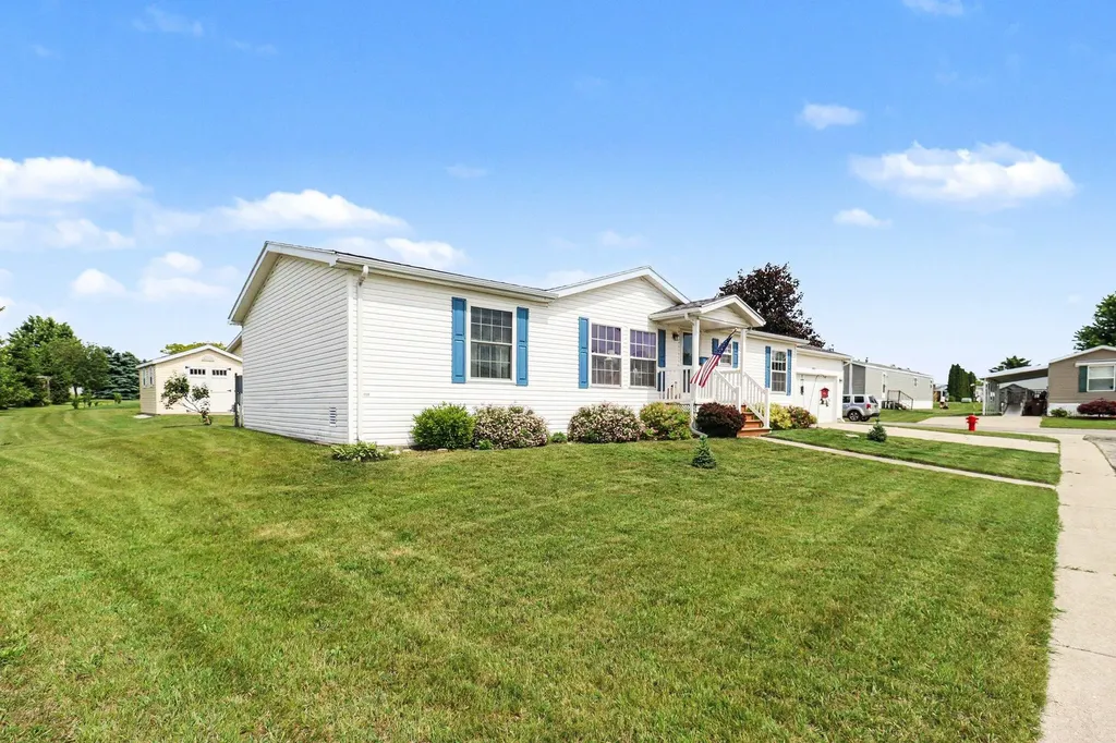 600 Peach Lane Fremont City MI 49412