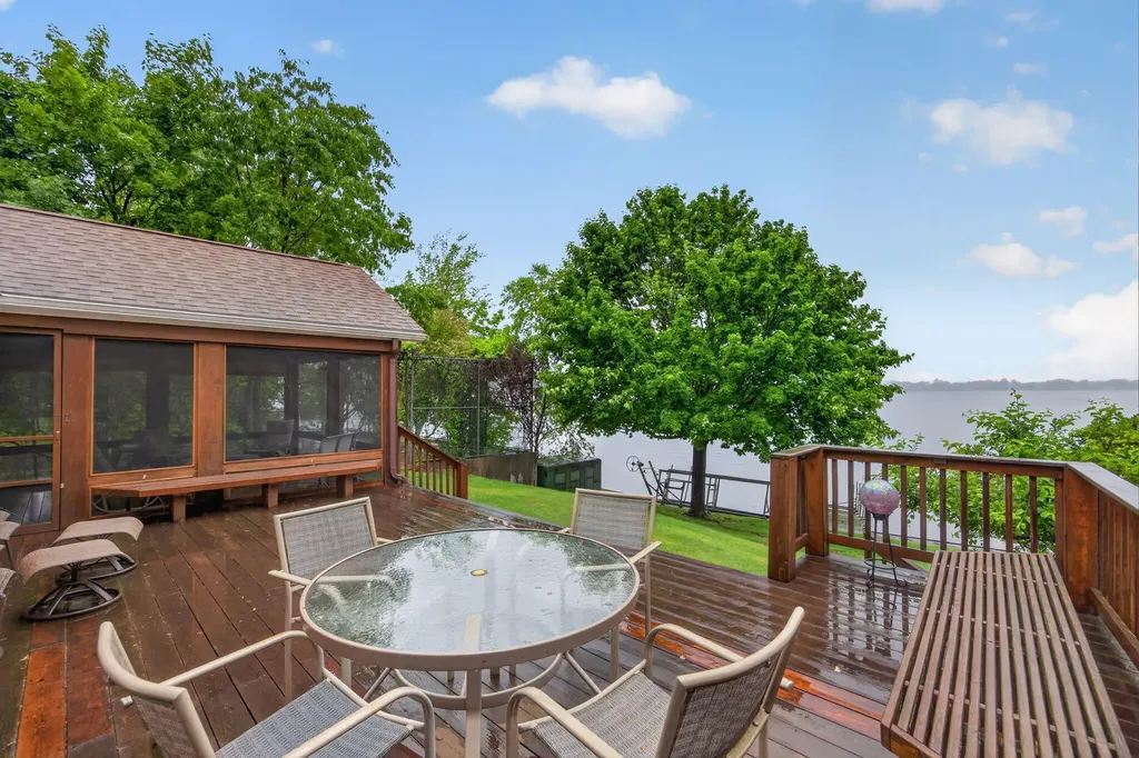 1020 Sunnyside Drive Cadillac City MI 49601