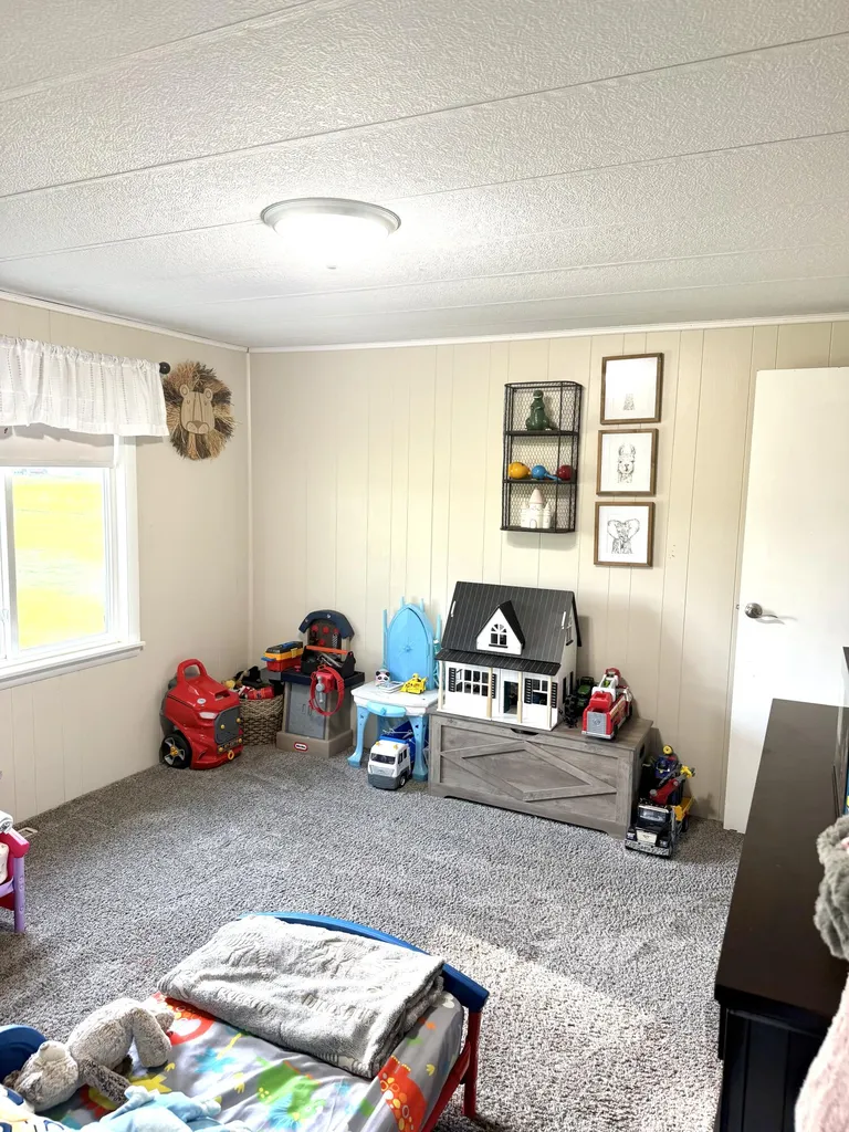 5236 110th Avenue Evart Township MI 49631