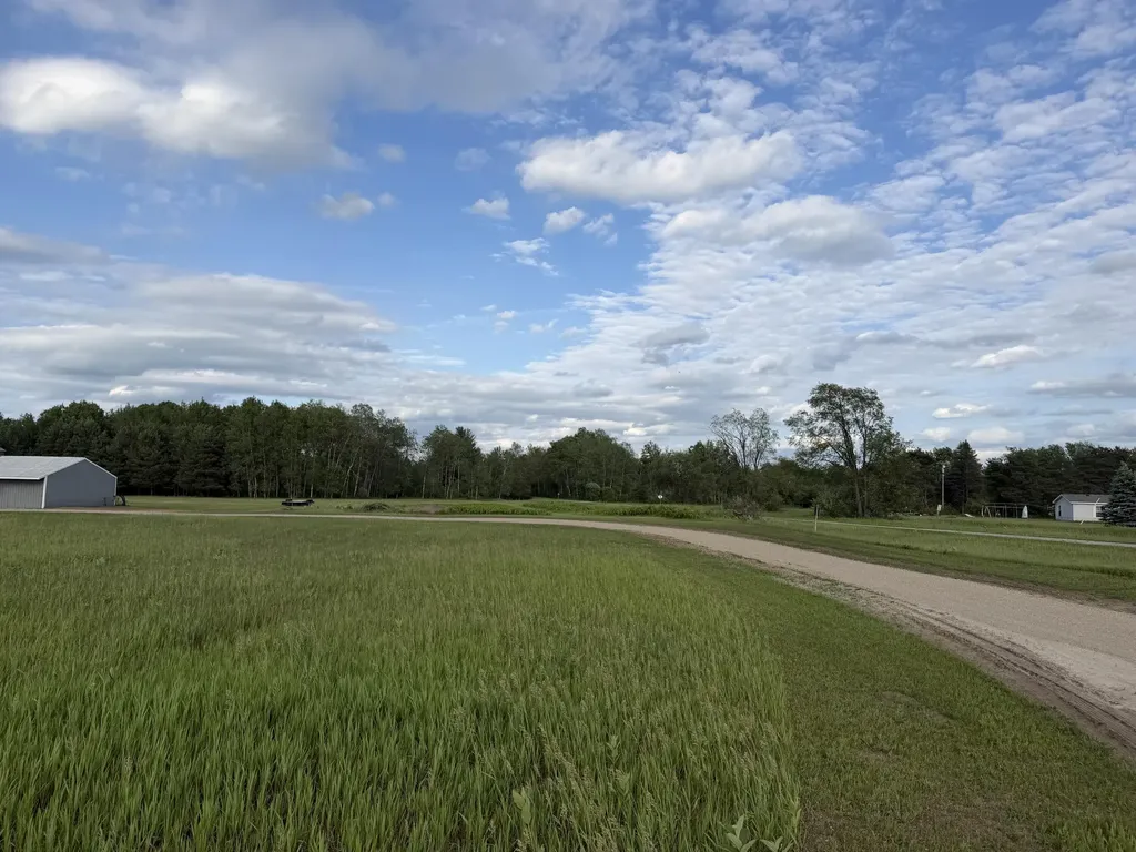 5236 110th Avenue Evart Township MI 49631