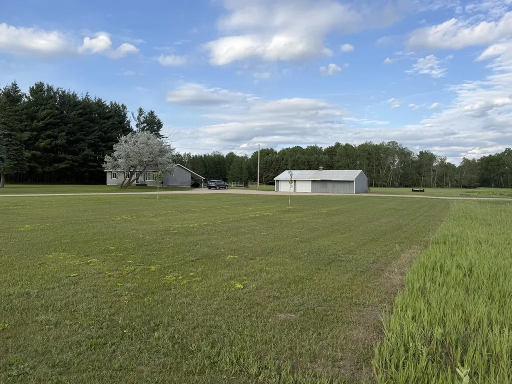 5236 110th Avenue Evart Township MI 49631