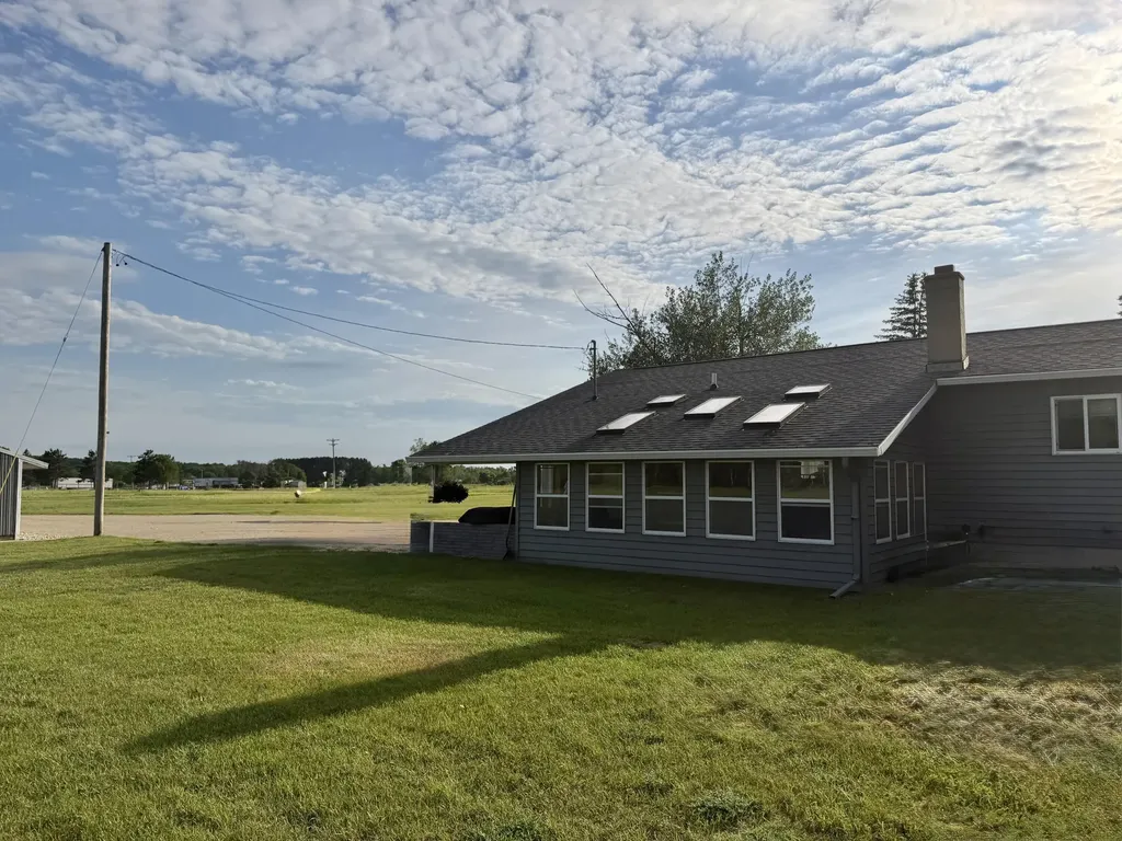 5236 110th Avenue Evart Township MI 49631