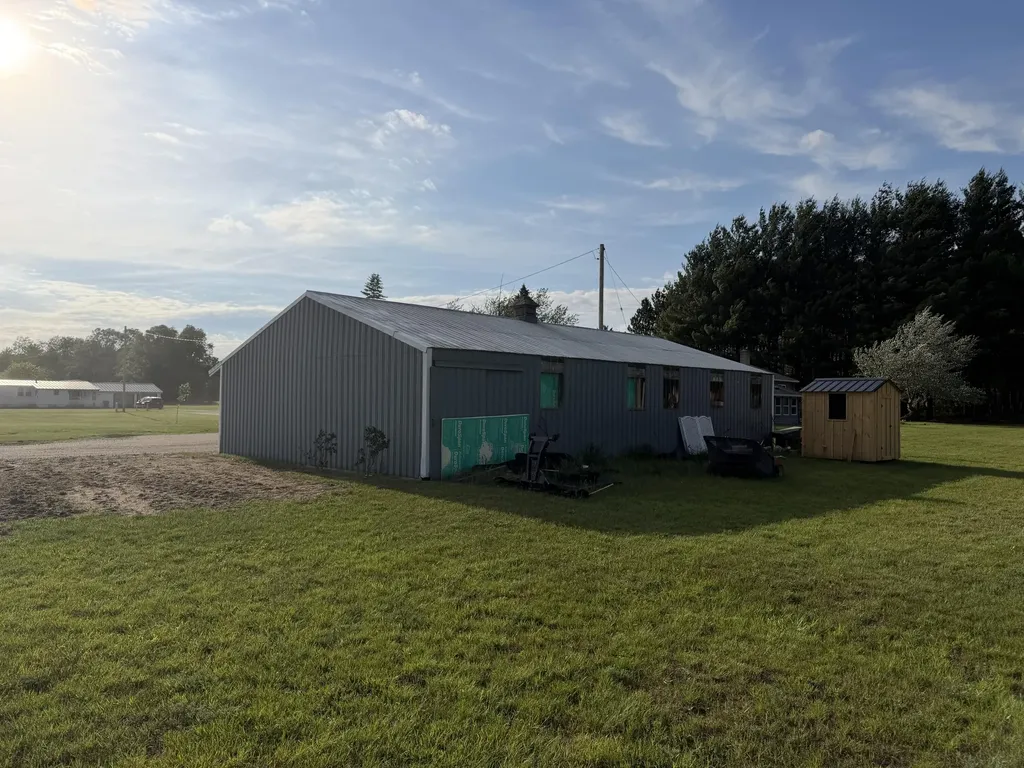 5236 110th Avenue Evart Township MI 49631