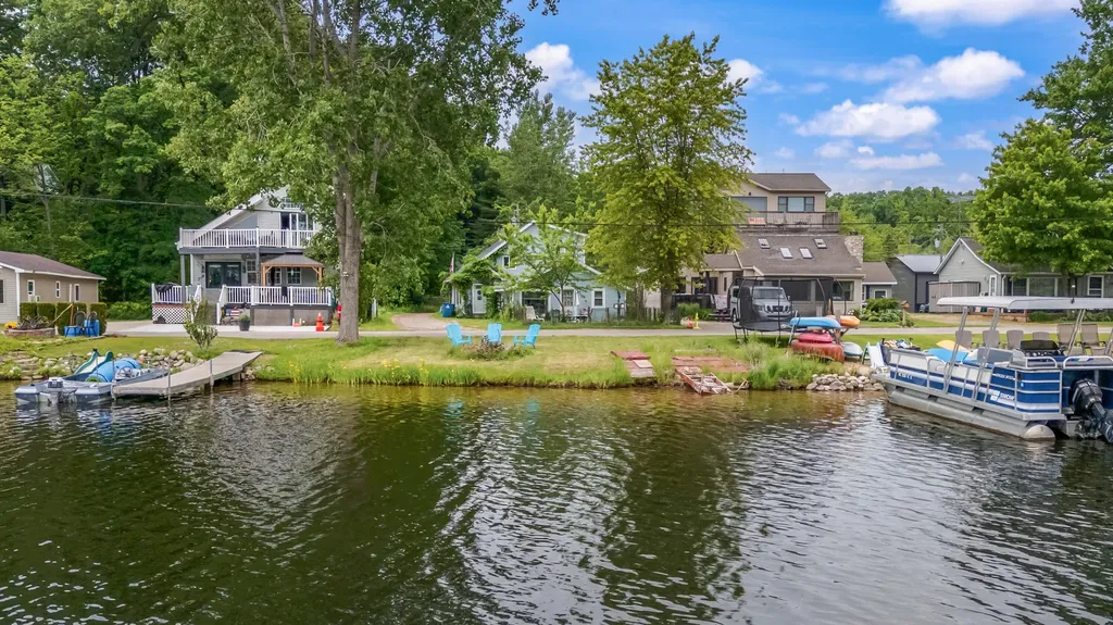 4707 N White Pierson Township MI 49339