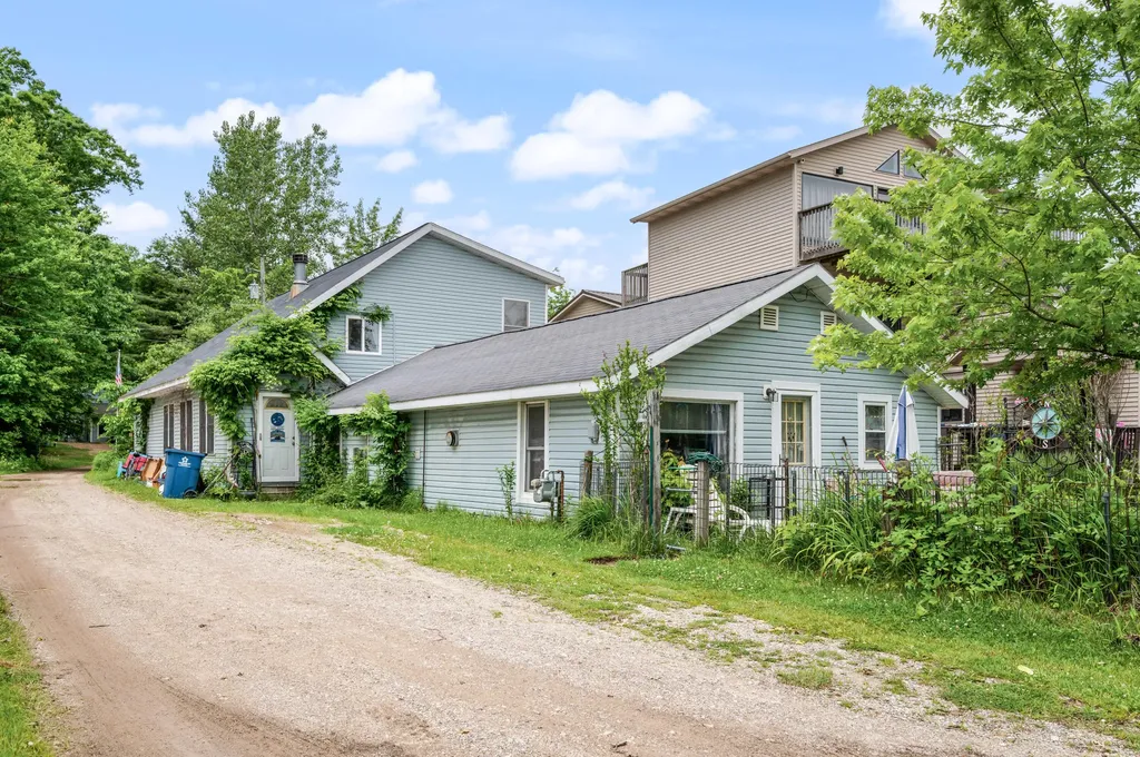 4707 N White Pierson Township MI 49339