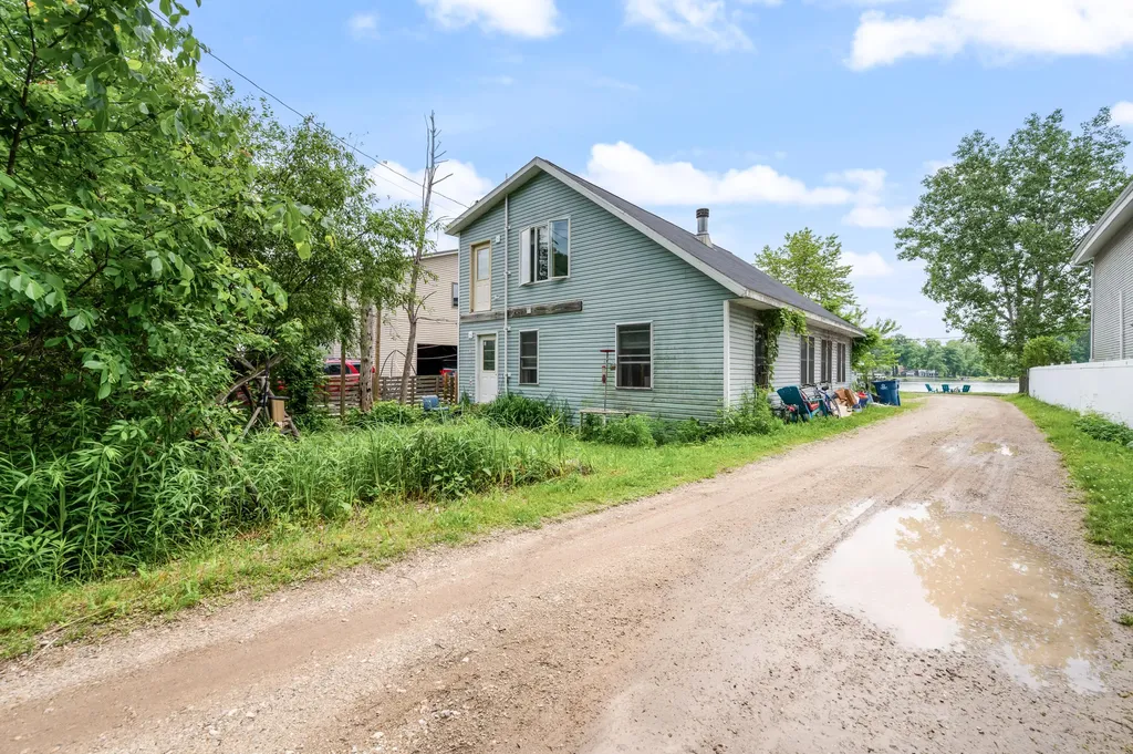 4707 N White Pierson Township MI 49339