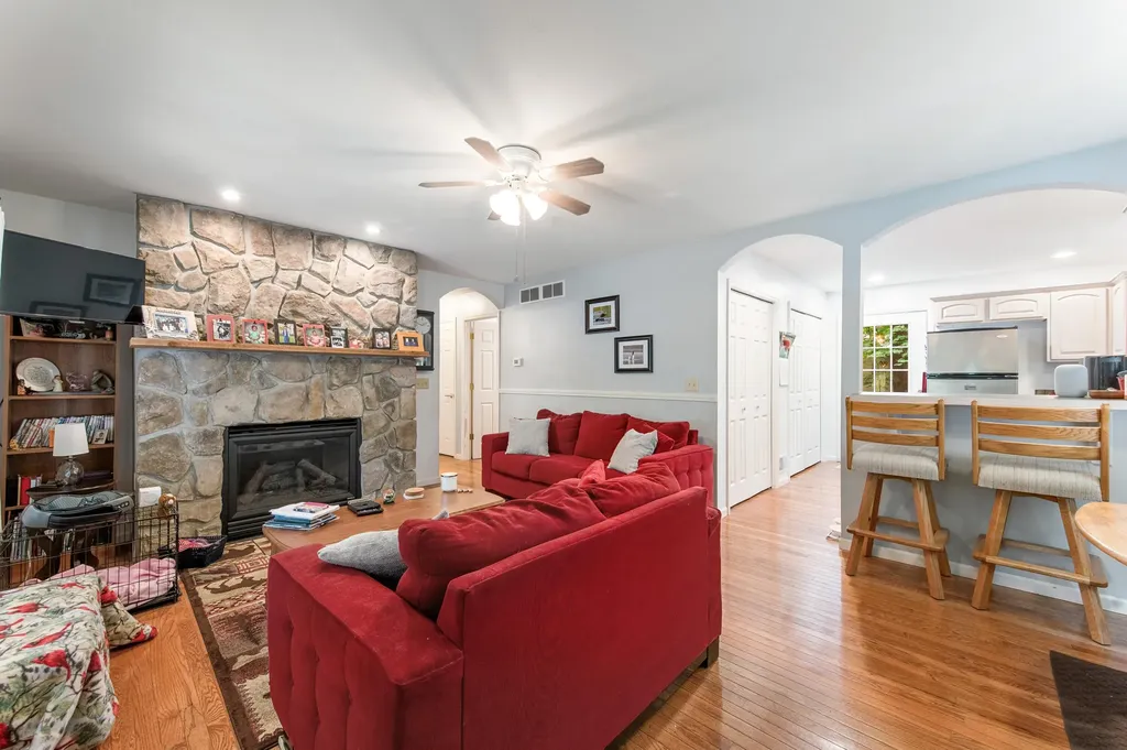 10513 Thornapple Drive Morton Township MI 49346
