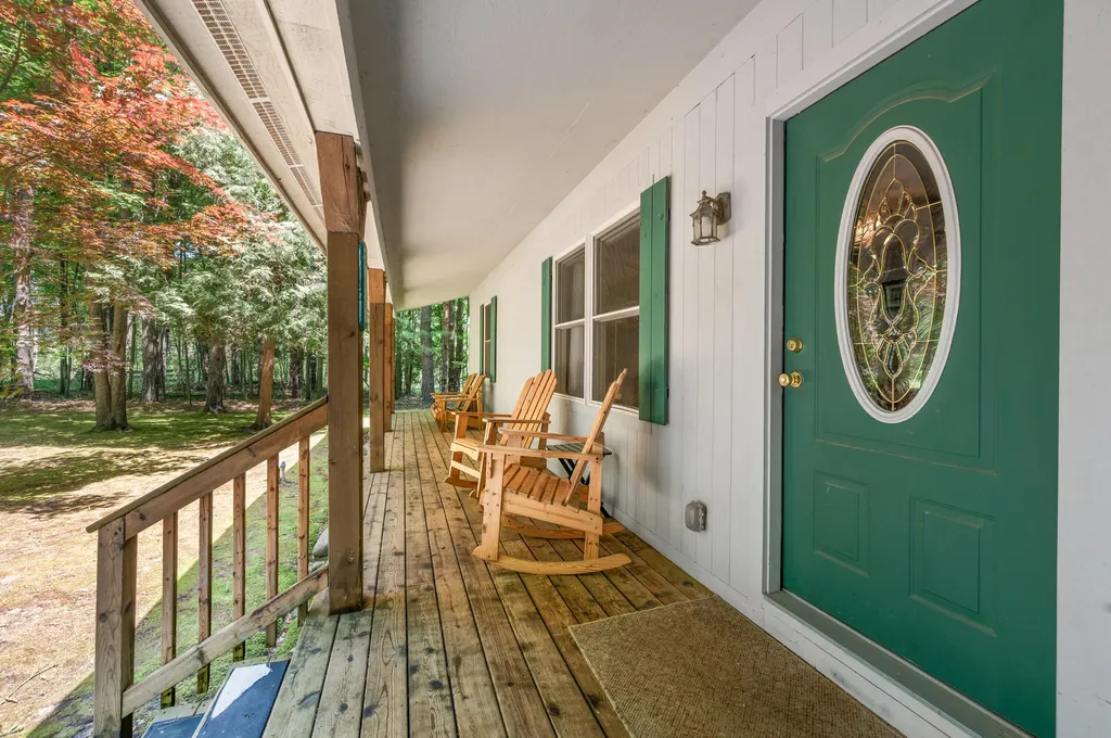 10513 Thornapple Drive Morton Township MI 49346