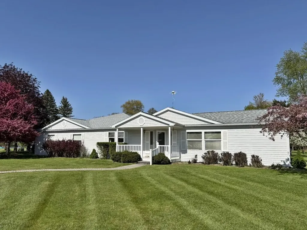 10215 E Royal Morton Township MI 49346