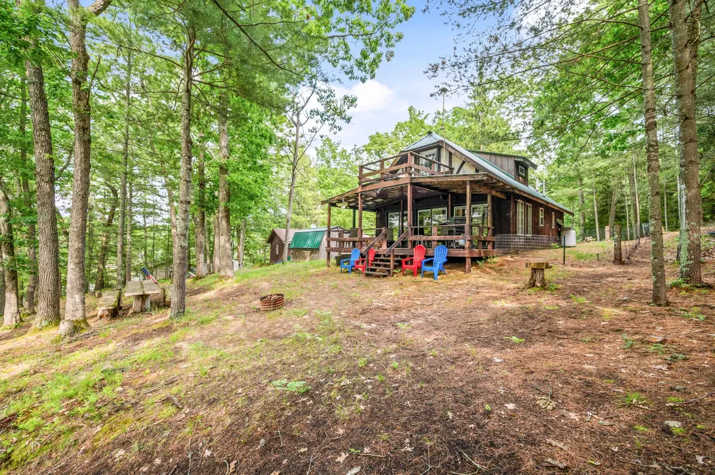9279 S Three Lakes Lane Lake Township MI 49304