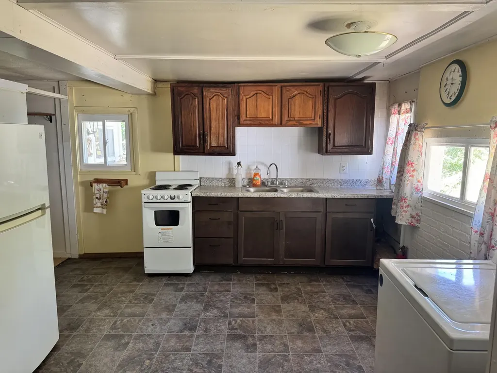 9640 S Thornapple Avenue Grant Township MI 49337
