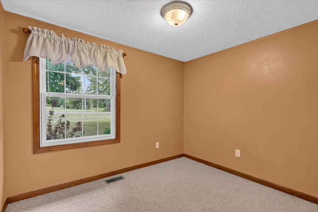 4555 16 Mile Road NE Solon Township MI 49319
