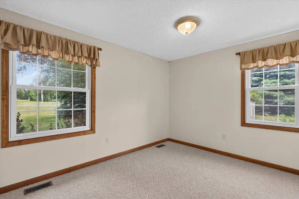 4555 16 Mile Road NE Solon Township MI 49319
