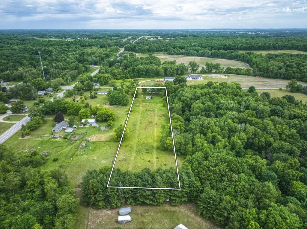 3100 20 Mile Road Tyrone Township MI 49330