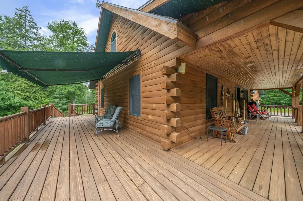 2860 E 48 1/2 Cherry Grove Township MI 49601