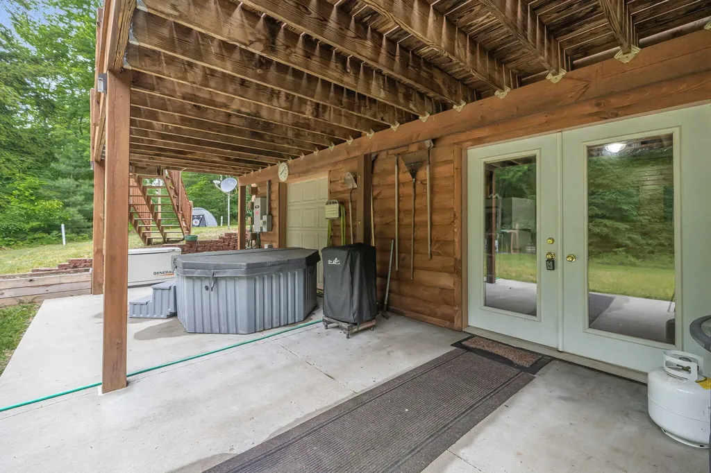 2860 E 48 1/2 Cherry Grove Township MI 49601