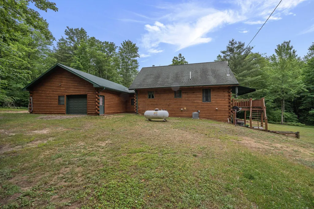 2860 E 48 1/2 Cherry Grove Township MI 49601