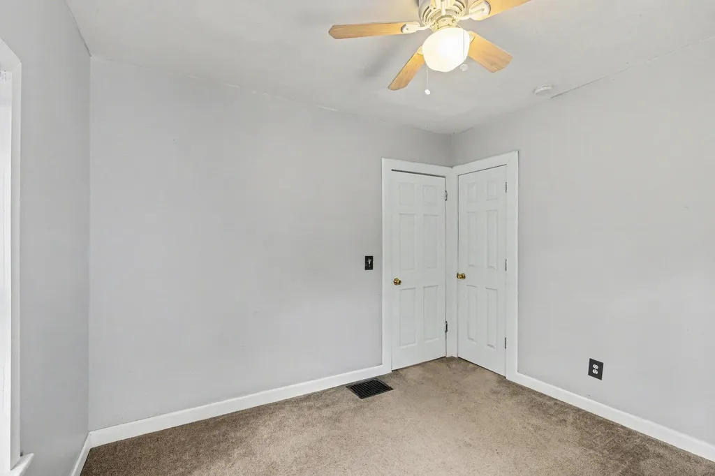 353 Cedar Street NE Grand Rapids City MI 49503