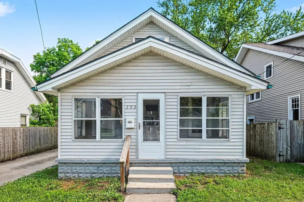353 Cedar Street NE Grand Rapids City MI 49503