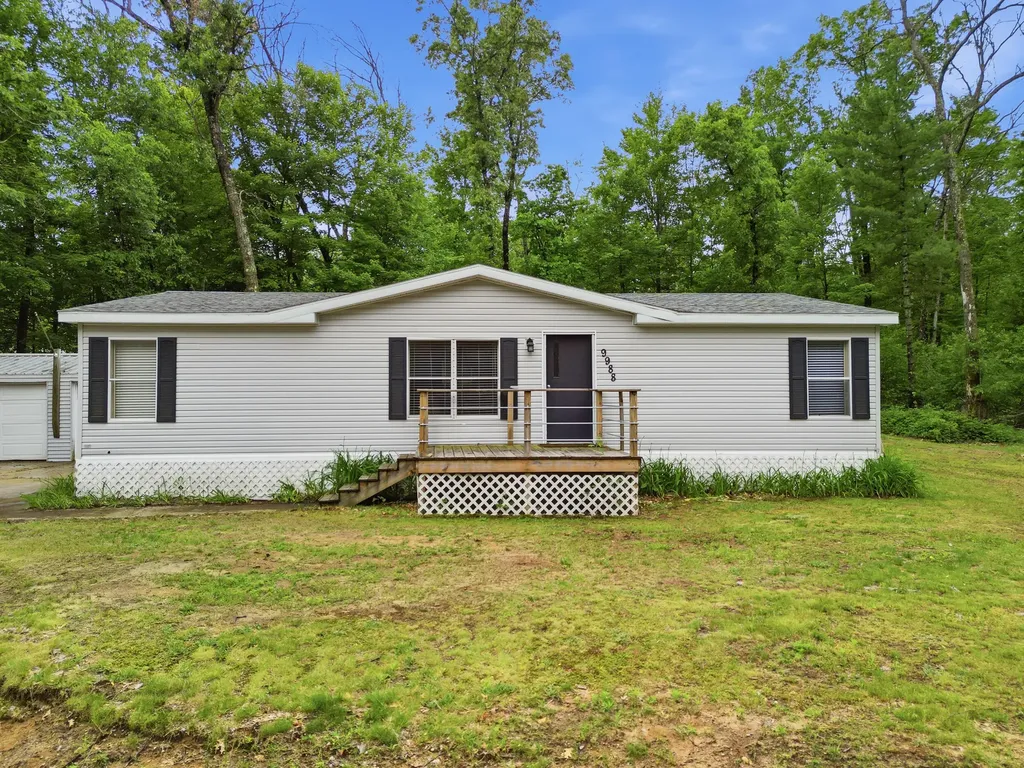 9988 N West County Line Road Reynolds Township MI 49337