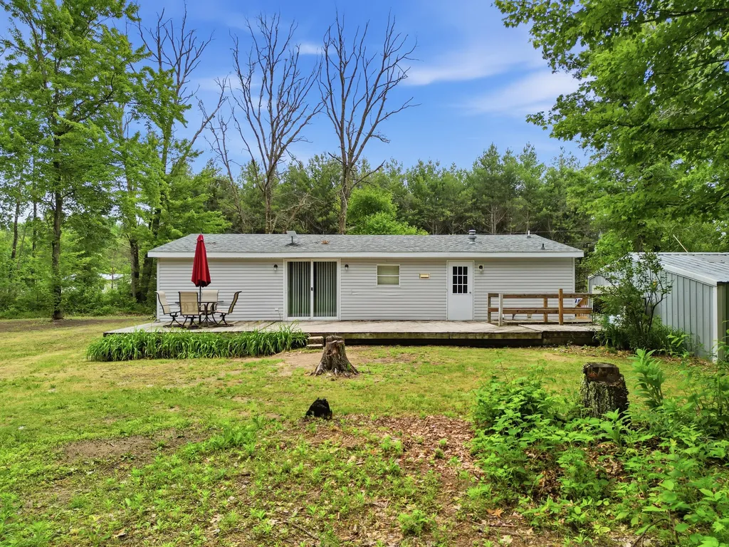 9988 N West County Line Road Reynolds Township MI 49337