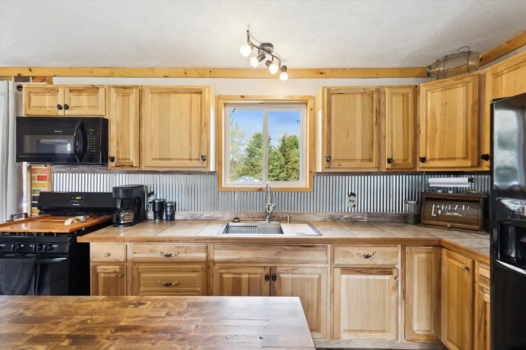 1366 Grow Road NW Douglass Township MI 48888