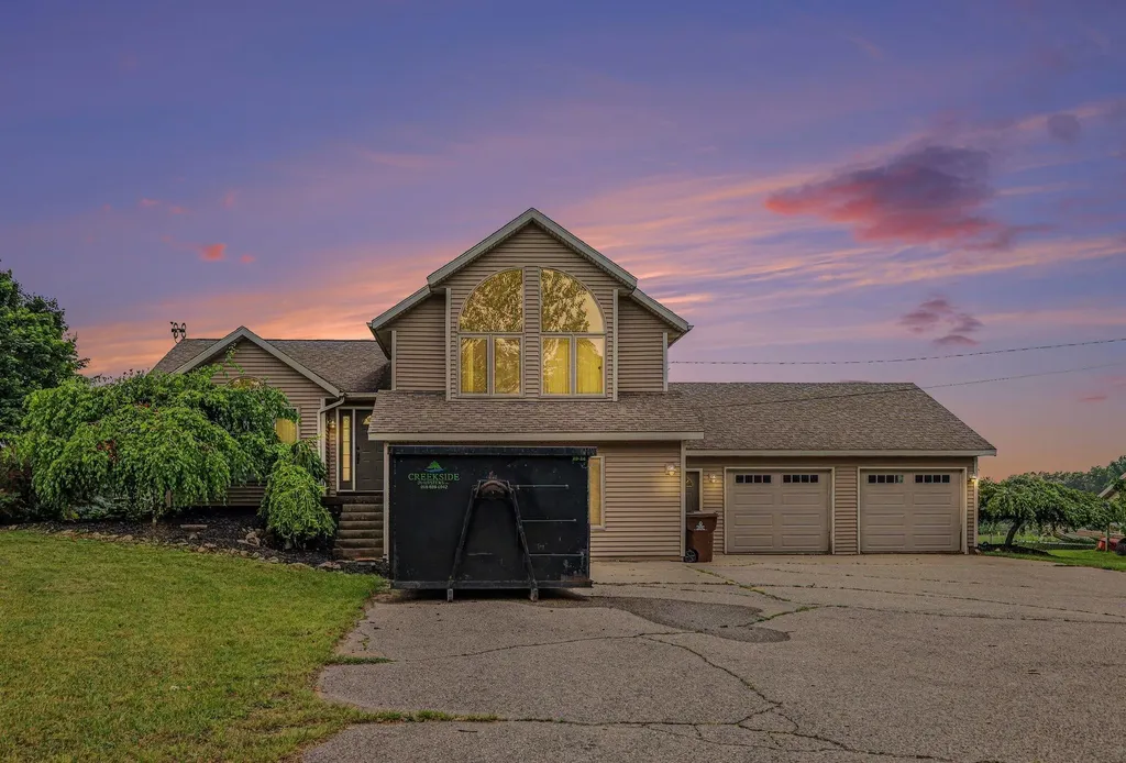 15530 Snauble Avenue NE Solon Township MI 49319