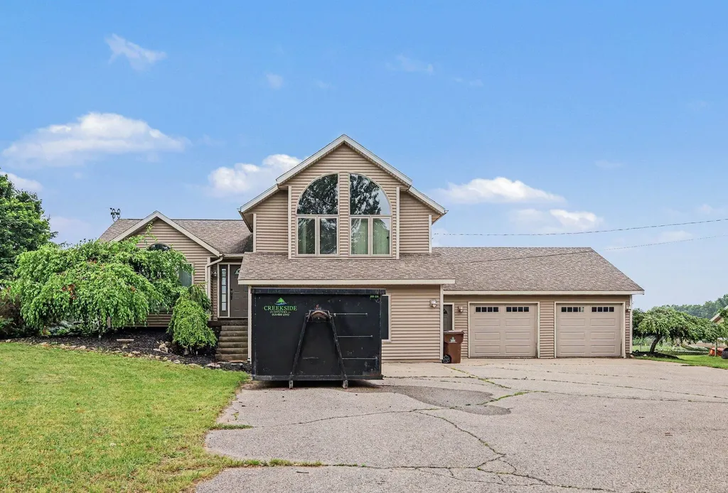 15530 Snauble Avenue NE Solon Township MI 49319