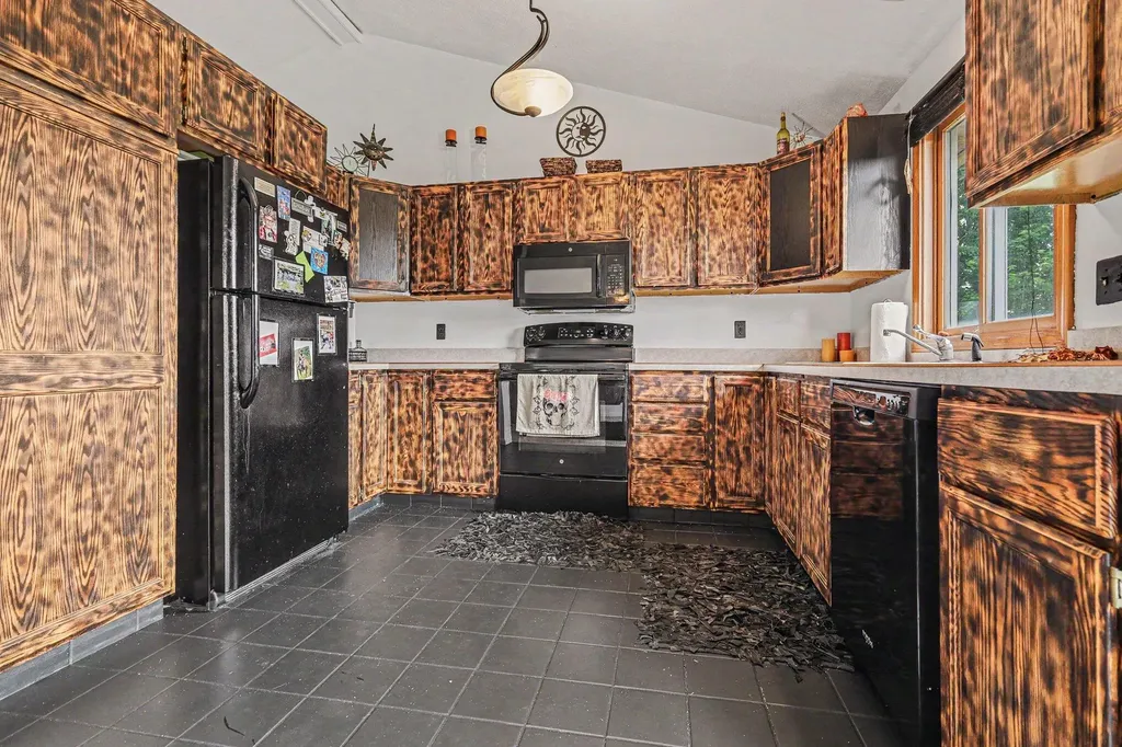 15530 Snauble Avenue NE Solon Township MI 49319