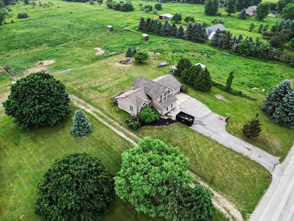 15530 Snauble Avenue NE Solon Township MI 49319