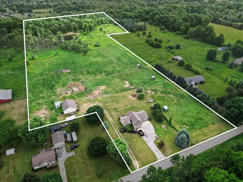 15530 Snauble Avenue NE Solon Township MI 49319