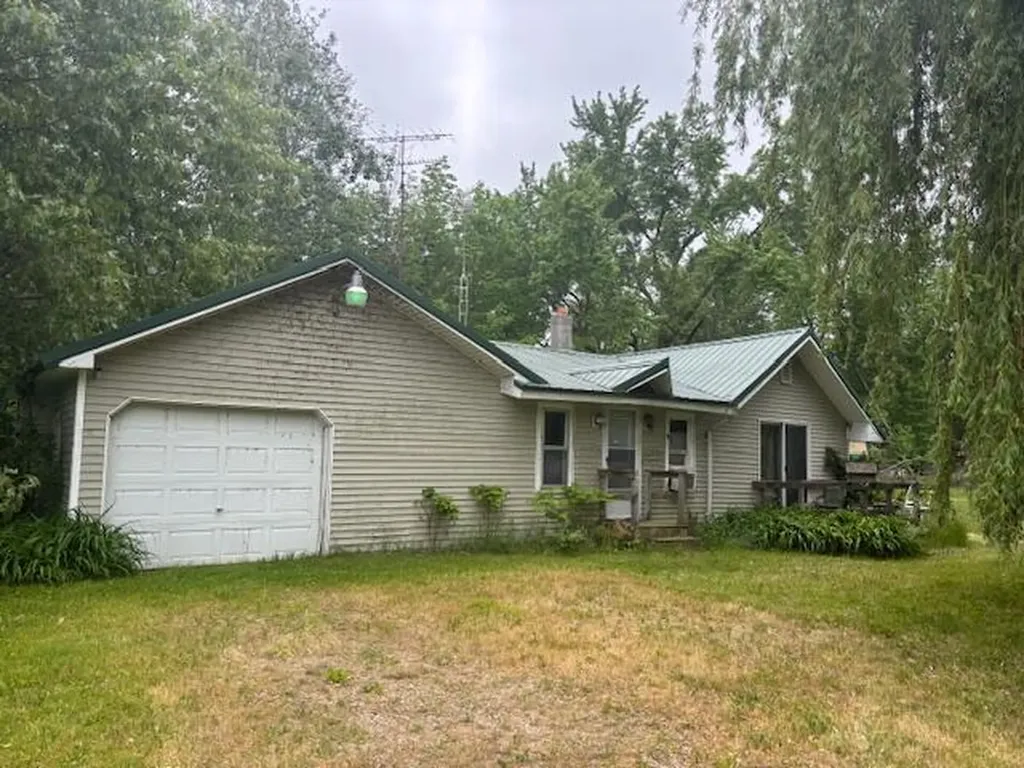 4779 3rd Street Unknown City MI 49305